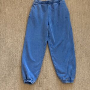 Aritzia Mega Fit Sweatfleece Sweatpants - small